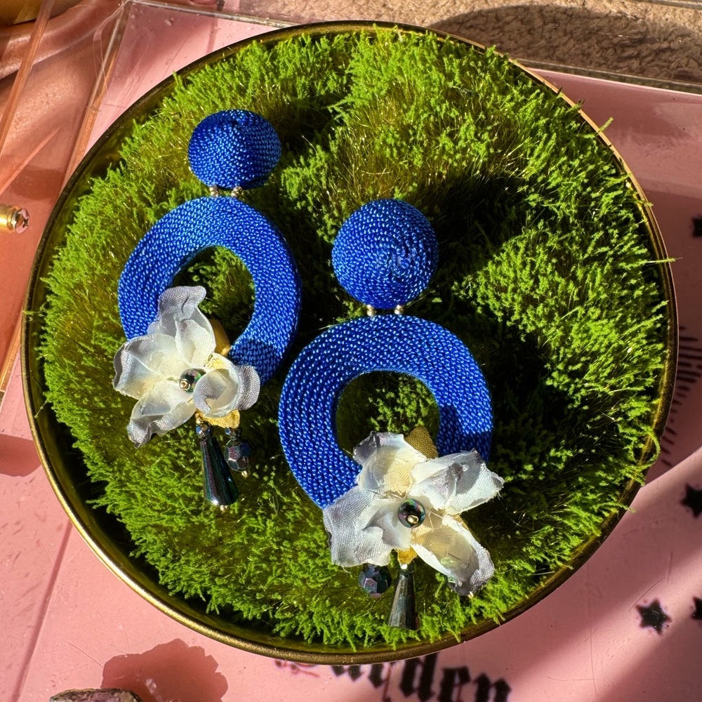 Rita blue drop earrings